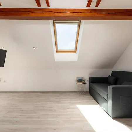 Casa Pauliana Vikendica